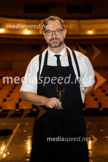  Jurij  Zrnec, igralecKonec igre, premiera drame, SNG Ljubljana