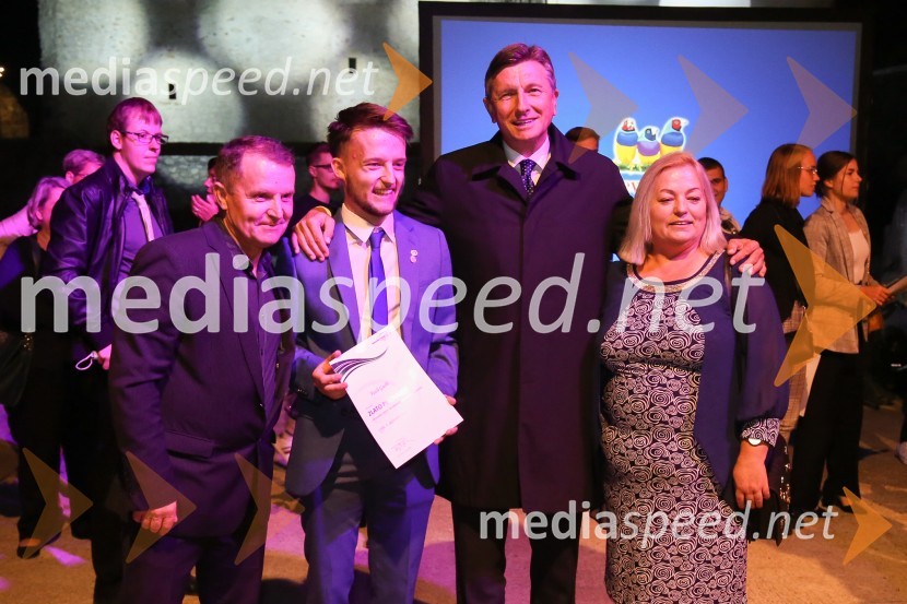  ... ;  ... ;  Borut Pahor, predsednik Republike Slovenije;  ... Mednarodno priznanje za mlade, podelitev priznanj 7. generaciji