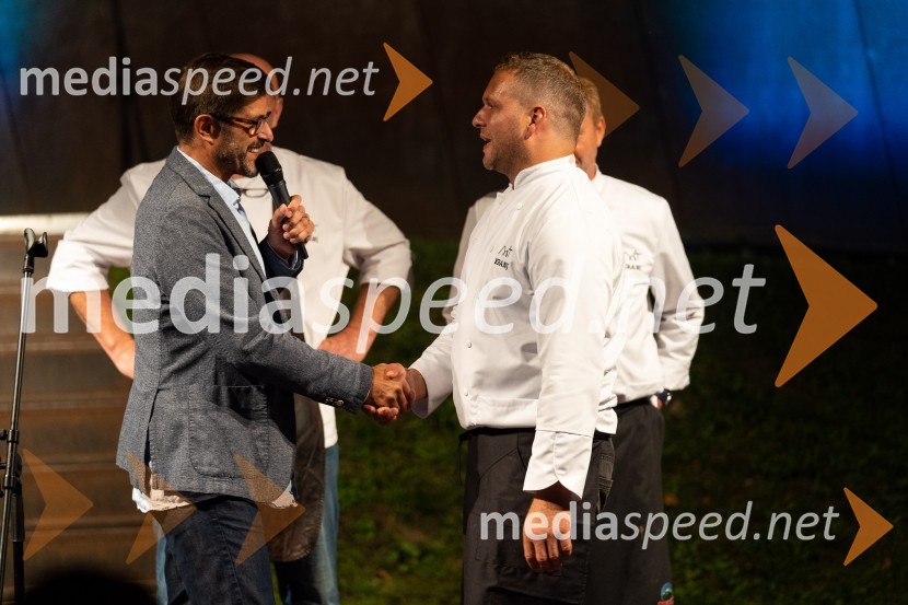  Matjaž Rakovec, župan Mestne občine KranjKranjska dolga miza