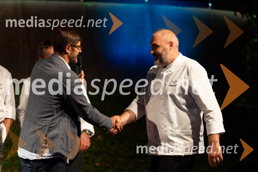  Matjaž Rakovec, župan Mestne občine KranjKranjska dolga miza