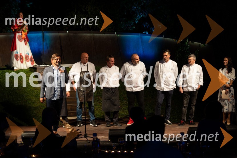  Matjaž Rakovec, župan Mestne občine KranjKranjska dolga miza