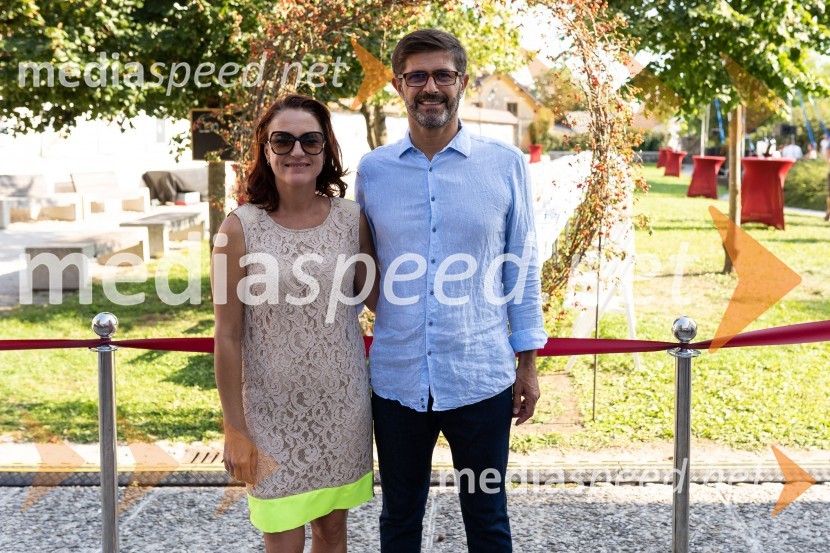  Matjaž Rakovec, župan Mestne občine KranjKranjska dolga miza