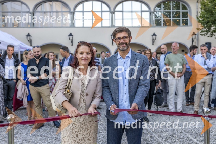  Matjaž Rakovec, župan Mestne občine KranjKranjska dolga miza