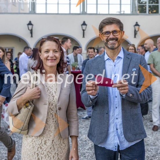  Matjaž Rakovec, župan Mestne občine KranjKranjska dolga miza