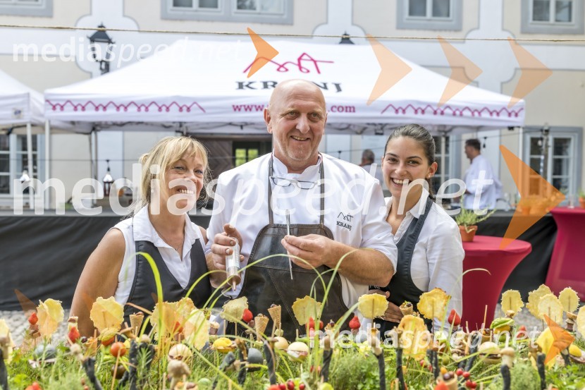  Matjaž Erzar, Gostilna Pr' MatičkuKranjska dolga miza