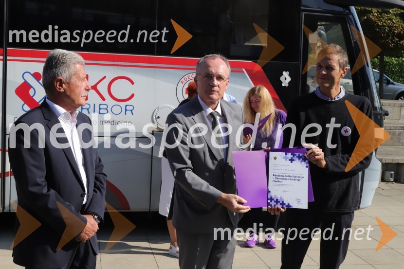  Drago Cotar, nekdanji direktor Zavarovalnega združenja, predsednik NK Maribor in organizacijskega odbora Zlate lisice; prim. doc. dr. Jernej Završnik, dr. med., spec., direktor Zdravstvenega doma dr. Adolfa Drolca;  Metod Dolinšek, sekretar Rdečega Križa MariborKrvodajalska akcija Vijol'čna kri za vse ljudi 2021