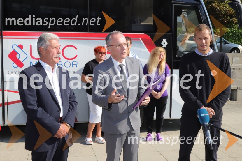  Drago Cotar, nekdanji direktor Zavarovalnega združenja, predsednik NK Maribor in organizacijskega odbora Zlate lisice; prim. doc. dr. Jernej Završnik, dr. med., spec., direktor Zdravstvenega doma dr. Adolfa Drolca;  Metod Dolinšek, sekretar Rdečega Križa MariborKrvodajalska akcija Vijol'čna kri za vse ljudi 2021