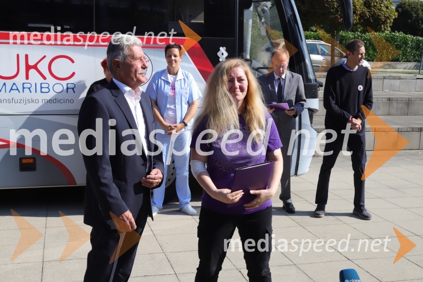  Drago Cotar, nekdanji direktor Zavarovalnega združenja, predsednik NK Maribor in organizacijskega odbora Zlate lisice;  Mojca Pepelnik, pobudnica akcije Vijol'čna kri za vse ljudiKrvodajalska akcija Vijol'čna kri za vse ljudi 2021