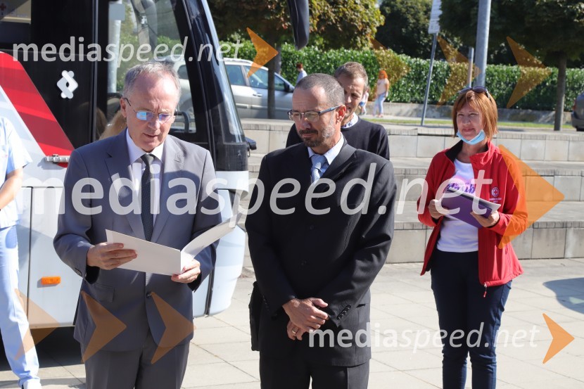 prim. doc. dr. Jernej Završnik, dr. med., spec., direktor Zdravstvenega doma dr. Adolfa Drolca;  ... Krvodajalska akcija Vijol'čna kri za vse ljudi 2021