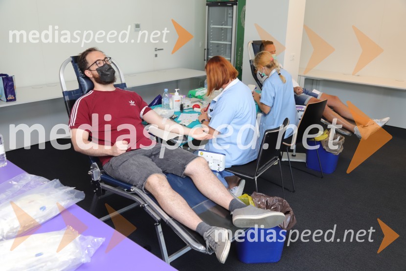 Krvodajalska akcija Vijol'čna kri za vse ljudi 2021
