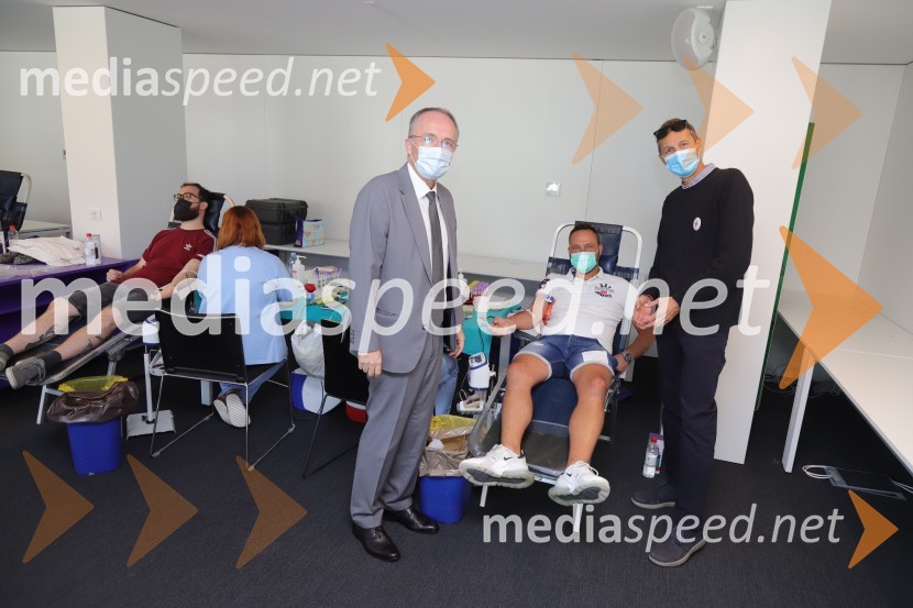 prim. doc. dr. Jernej Završnik, dr. med., spec., direktor Zdravstvenega doma dr. Adolfa Drolca;  ... ;  Metod Dolinšek, sekretar Rdečega Križa MariborKrvodajalska akcija Vijol'čna kri za vse ljudi 2021