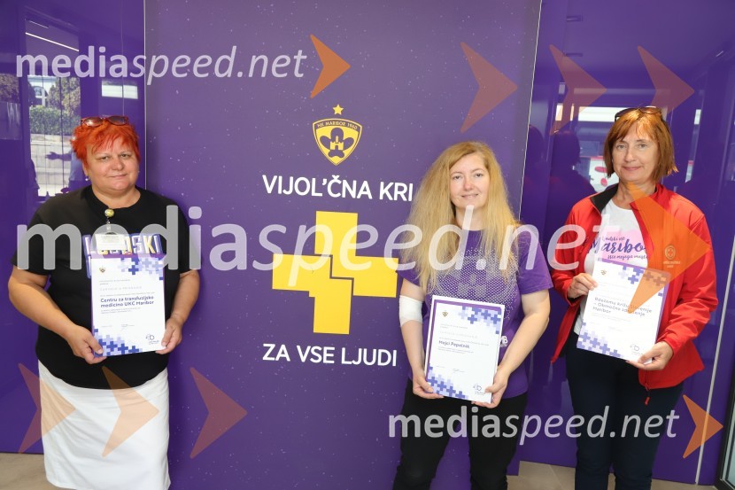  Erika Kavaš, dr. med., CTM UKC Maribor;  Mojca Pepelnik, pobudnica akcije Vijol'čna kri za vse ljudi;  Tatjana  Žižek, strokovna sodelavka RK mariborKrvodajalska akcija Vijol'čna kri za vse ljudi 2021