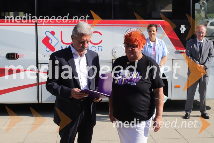  Drago Cotar, nekdanji direktor Zavarovalnega združenja, predsednik NK Maribor in organizacijskega odbora Zlate lisice;  Erika Kavaš, dr. med., CTM UKC MariborKrvodajalska akcija Vijol'čna kri za vse ljudi 2021