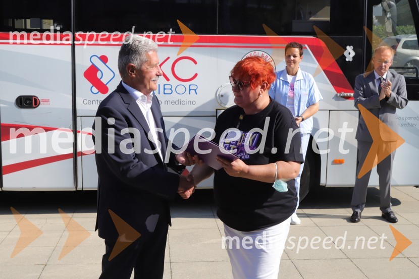  Drago Cotar, nekdanji direktor Zavarovalnega združenja, predsednik NK Maribor in organizacijskega odbora Zlate lisice;  Erika Kavaš, dr. med., CTM UKC MariborKrvodajalska akcija Vijol'čna kri za vse ljudi 2021