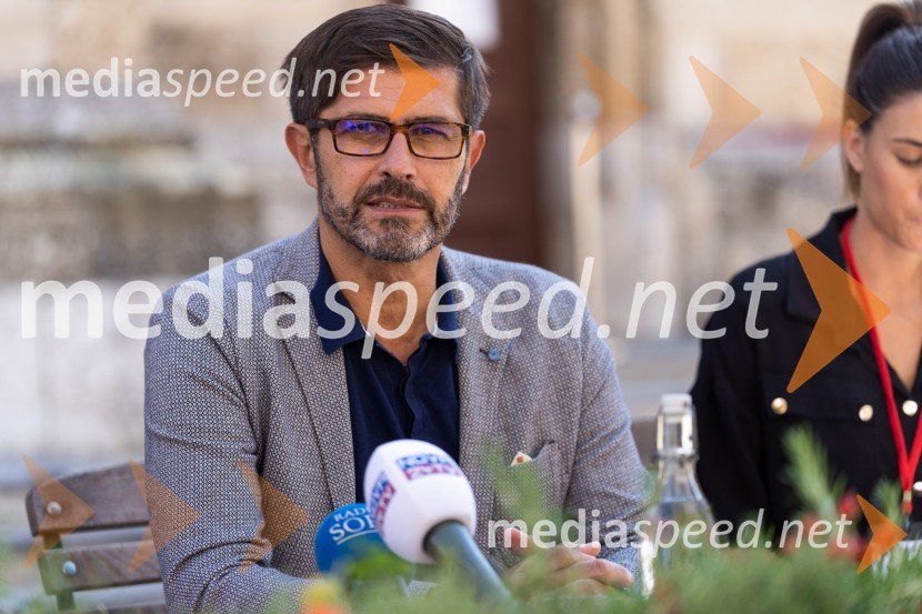  Matjaž Rakovec, župan Mestne občine KranjV Kranju odprli novo razgledno točko – zvonik cerkve sv. Kancijana