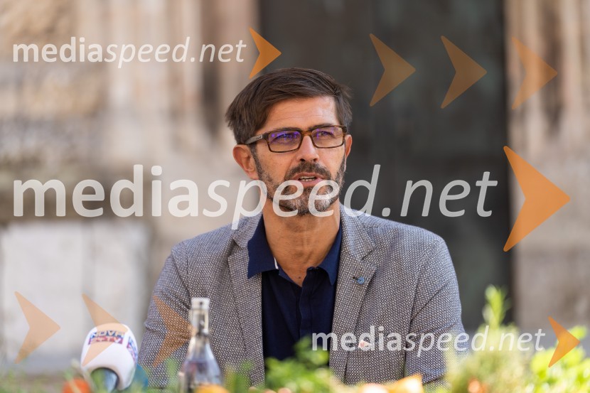  Matjaž Rakovec, župan Mestne občine KranjV Kranju odprli novo razgledno točko – zvonik cerkve sv. Kancijana