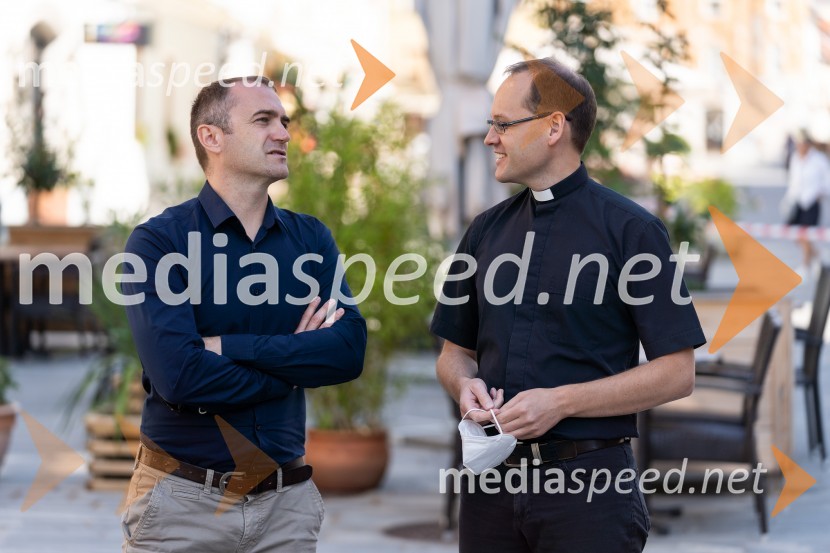  ... ;  doc. dr. Andrej  Naglič, župnik v KranjuV Kranju odprli novo razgledno točko – zvonik cerkve sv. Kancijana