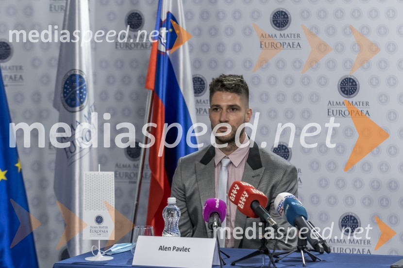  Alen  Pavlec, predsednika Študentskega sveta Alma Mater, vodja fizioterapije v Zdravstvenem domu dr. Adolfa Drolca MariborNovinarska konferenca Alma Mater Europea, ob svetovnem dnevu fizioterapije