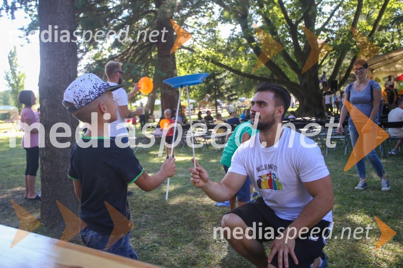 Družinski festival Mačje mesto 2021