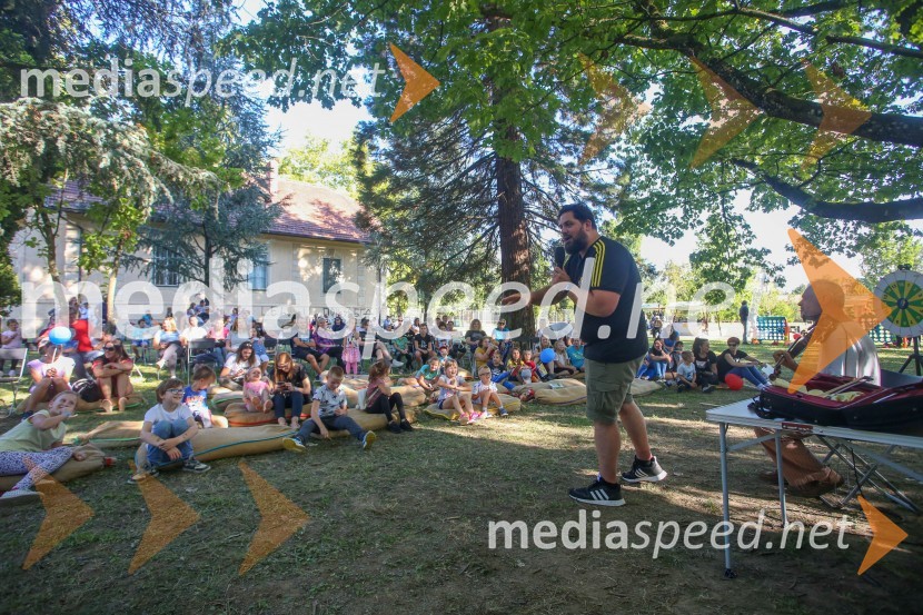  Boštjan Gorenc - Pižama, pisatelj, prevajalec, stand up komikDružinski festival Mačje mesto 2021