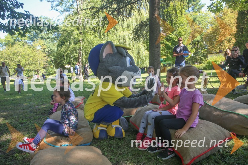 Družinski festival Mačje mesto 2021