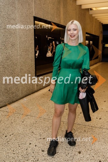 Zimska poroka, premiera MGL Ljubljana