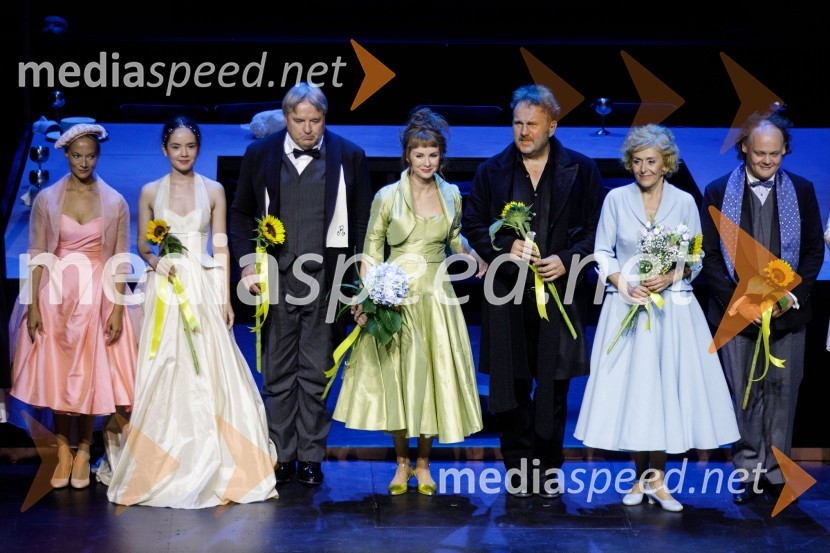  Viktorija Bencik Emeršič, igralka;  Lara Wolf Završnik, igralka;  Jožef Ropoša, igralec;  Iva Krajnc Bagola, igralka;  Lotos Vincenc Šparovec, igralec;  Mirjam Korbar, igralka;  Gašper Jarni, igralecZimska poroka, premiera MGL Ljubljana