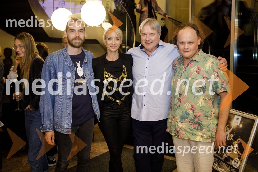  Matic Lukšič, igralec;  Mojca Funkl, igralka;  Jožef Ropoša, igralec;  Gašper Jarni, igralecZimska poroka, premiera MGL Ljubljana