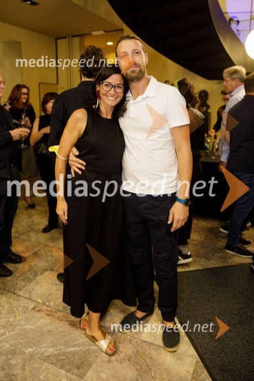  ... ;  Tomo Tomšič, igralecZimska poroka, premiera MGL Ljubljana