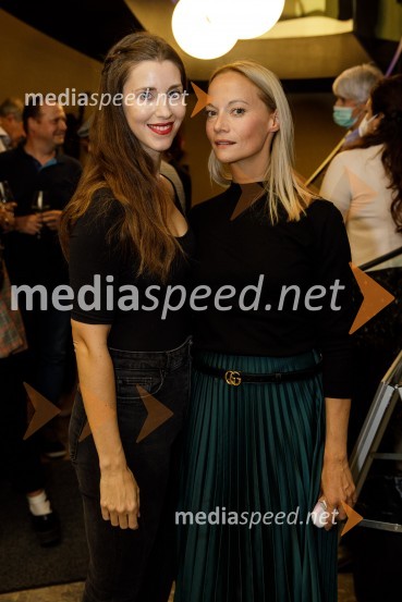  Nina Rakovec, igralka, pevka;  Viktorija Bencik Emeršič, igralkaZimska poroka, premiera MGL Ljubljana