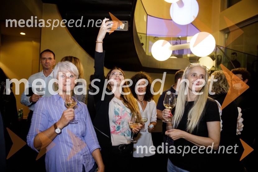 Zimska poroka, premiera MGL Ljubljana