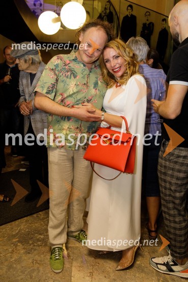  Gašper Jarni, igralec;  ... Zimska poroka, premiera MGL Ljubljana