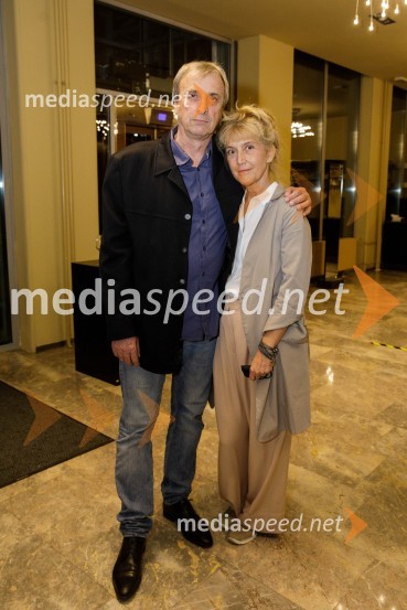  Matjaž Zupančič, režiser;  Barbara Hieng Samobor, direktorica in umetniška vodja MGLZimska poroka, premiera MGL Ljubljana