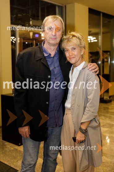  Matjaž Zupančič, režiser;  Barbara Hieng Samobor, direktorica in umetniška vodja MGLZimska poroka, premiera MGL Ljubljana