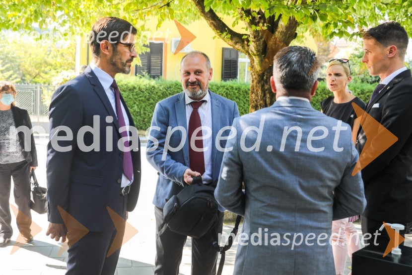  Matjaž Rakovec, župan Mestne občine Kranj;  ... ;  Luka Pisk, župan Občine Sovodnje ob Soči;  Janez Černe, podžupan Mestne občine Kranj91. obletnica smrti bazoviških junakov