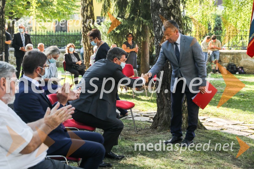  Borut Pahor, predsednik Republike Slovenije;  Luka Pisk, župan Občine Sovodnje ob Soči91. obletnica smrti bazoviških junakov