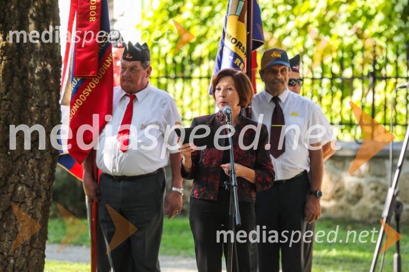  Slavica Bučan, povezovalka91. obletnica smrti bazoviških junakov