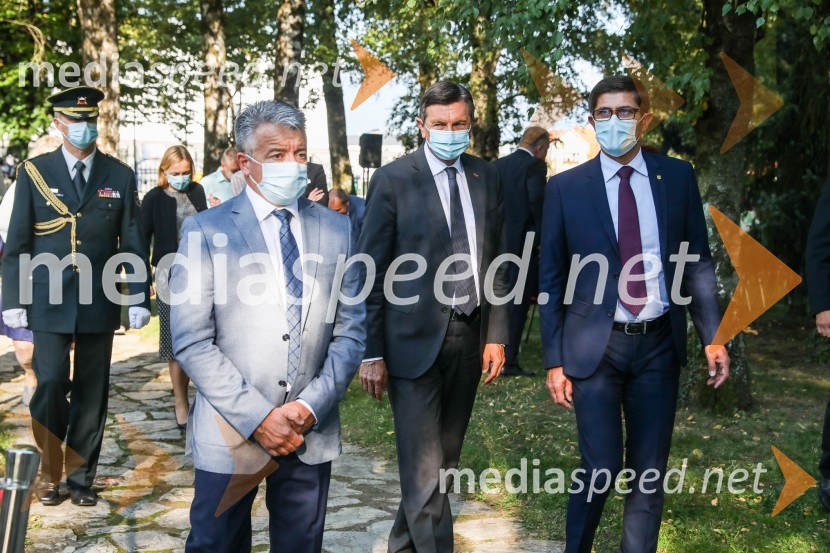  Luka Pisk, župan Občine Sovodnje ob Soči;  Borut Pahor, predsednik Republike Slovenije;  Matjaž Rakovec, župan Mestne občine Kranj91. obletnica smrti bazoviških junakov
