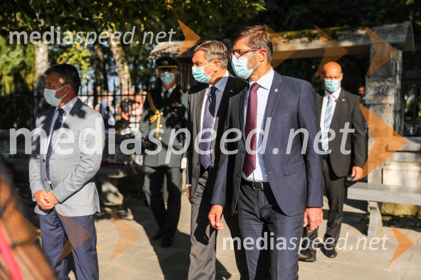  Luka Pisk, župan Občine Sovodnje ob Soči;  Borut Pahor, predsednik Republike Slovenije;  Matjaž Rakovec, župan Mestne občine Kranj91. obletnica smrti bazoviških junakov