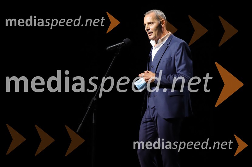  Danilo Rošker, direktor SNG MariborSlovesno obeleženje 30-letnice umetniškega delovanja Edwarda Cluga, SNG Maribor