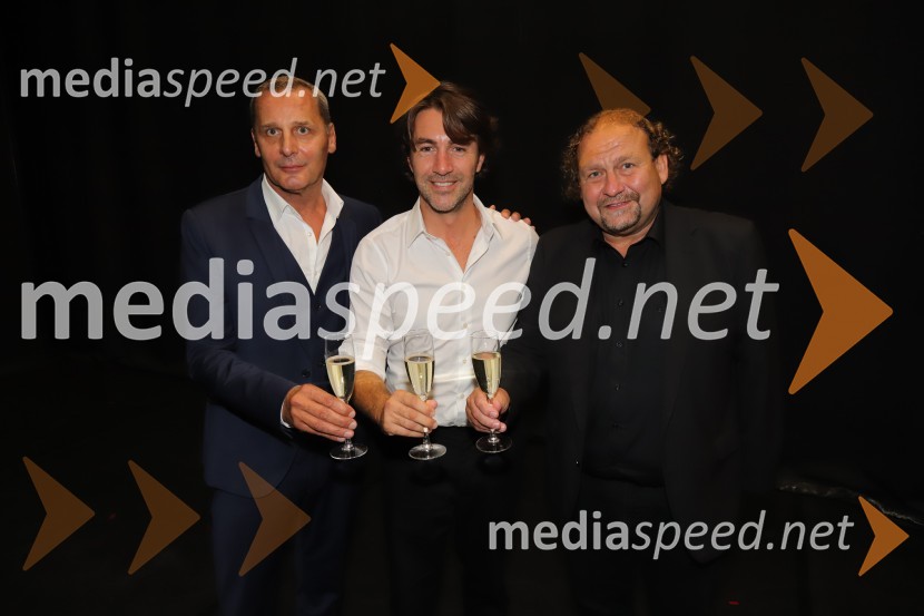  Danilo Rošker, direktor SNG Maribor;  Edward Clug, umetniški direktor, Balet SNG Maribor;  Darko  Brlek, direktor in umetniški vodja, Festival LjubljanaSlovesno obeleženje 30-letnice umetniškega delovanja Edwarda Cluga, SNG Maribor