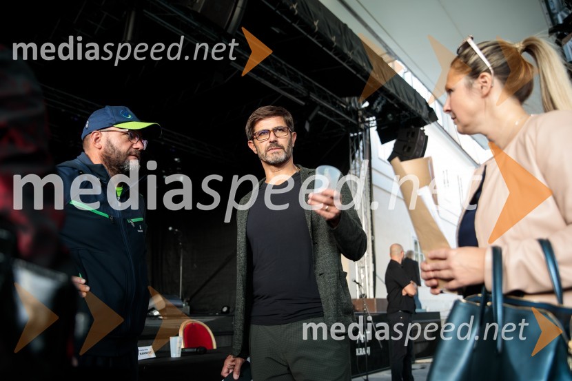  Matjaž  Berčon, direktor Komunale Kranj;  Matjaž Rakovec, župan Mestne občine KranjPero Lovšin in novinarska konferenca o Zero waste strategiji Komunale Kranj
