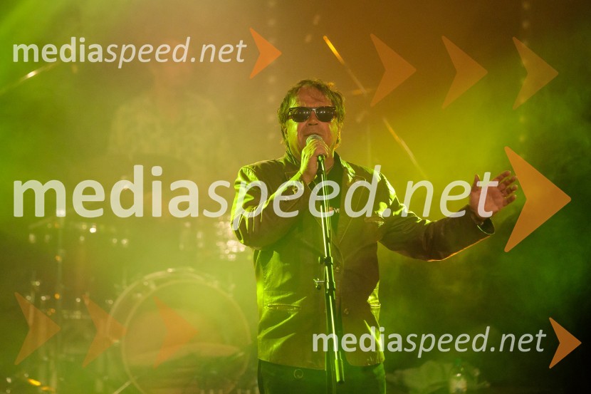  Peter Lovšin - Pero, pevecPero Lovšin in novinarska konferenca o Zero waste strategiji Komunale Kranj