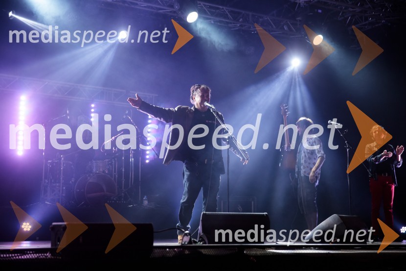  Peter Lovšin - Pero, pevecPero Lovšin in novinarska konferenca o Zero waste strategiji Komunale Kranj