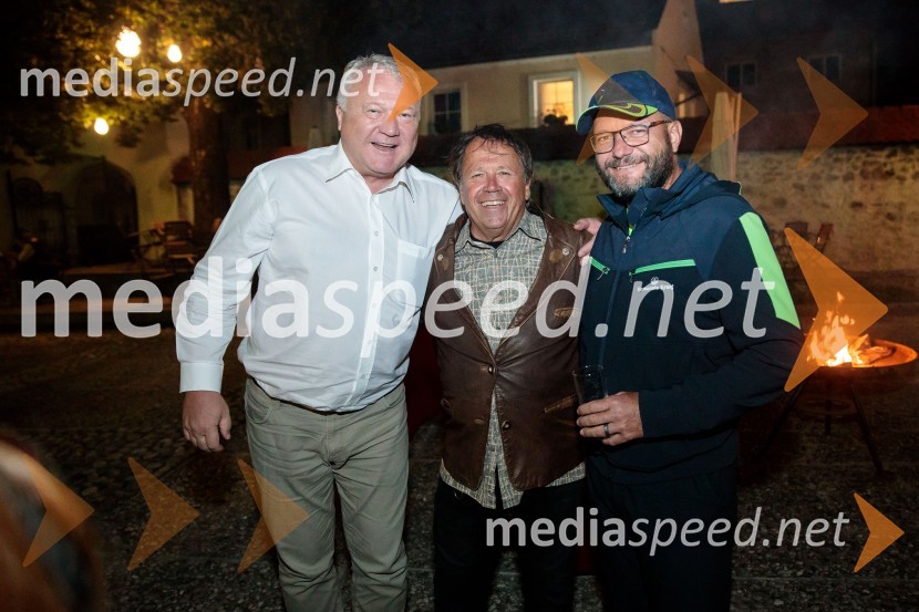  ... ;  Peter Lovšin - Pero, pevec;  Matjaž  Berčon, direktor Komunale KranjPero Lovšin in novinarska konferenca o Zero waste strategiji Komunale Kranj