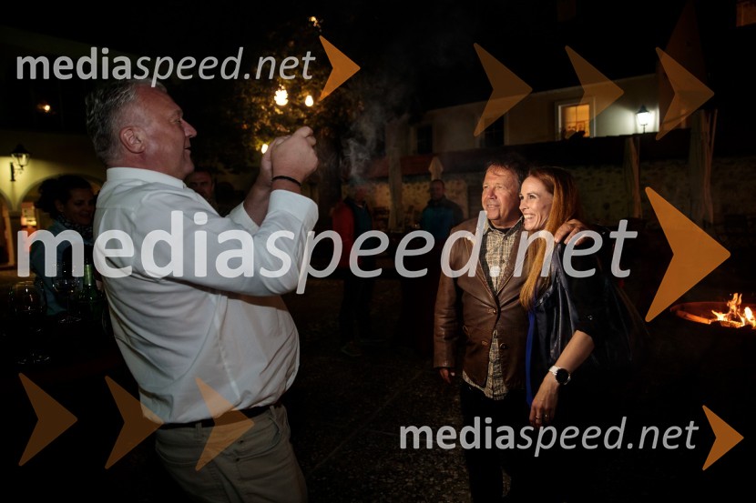  Peter Lovšin - Pero, pevec;  ... Pero Lovšin in novinarska konferenca o Zero waste strategiji Komunale Kranj