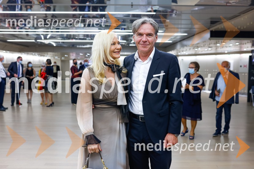 dr. Jerneja Kastelic, direktorica sektorja za gospodarjenje z objekti in najemniki, Mercator d.d.; mag. David Kastelic, predsednik uprave, Zavarovalnica Sava, d.d.Simfonični orkester Radia ORF Dunaj, Festival Ljubljana 2021