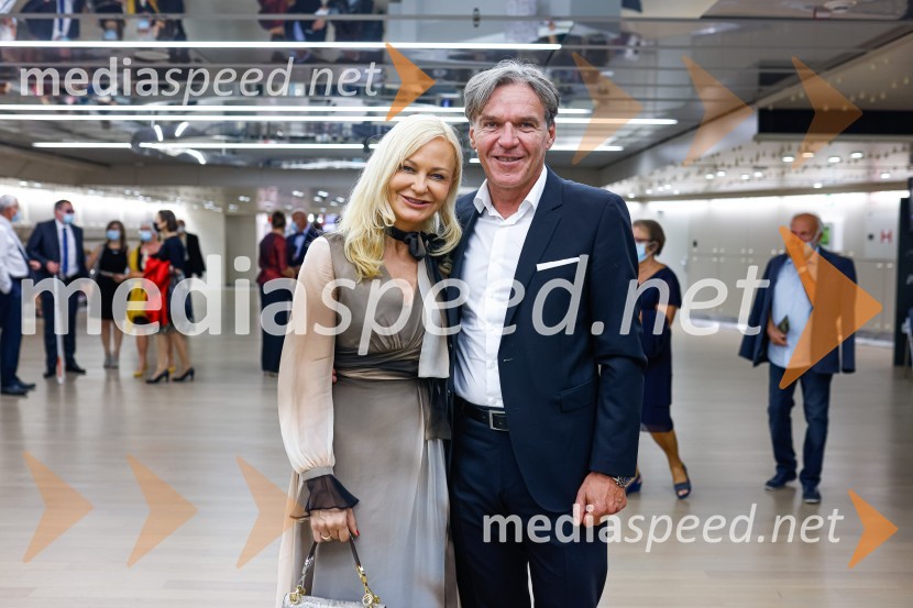 dr. Jerneja Kastelic, direktorica sektorja za gospodarjenje z objekti in najemniki, Mercator d.d.; mag. David Kastelic, predsednik uprave, Zavarovalnica Sava, d.d.Simfonični orkester Radia ORF Dunaj, Festival Ljubljana 2021