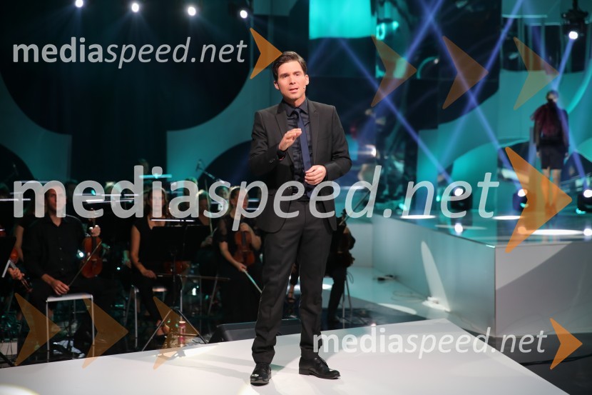  Tilen Artač, imitator, glasbenikRaiven je zmagovalka slovenske popevke 2021