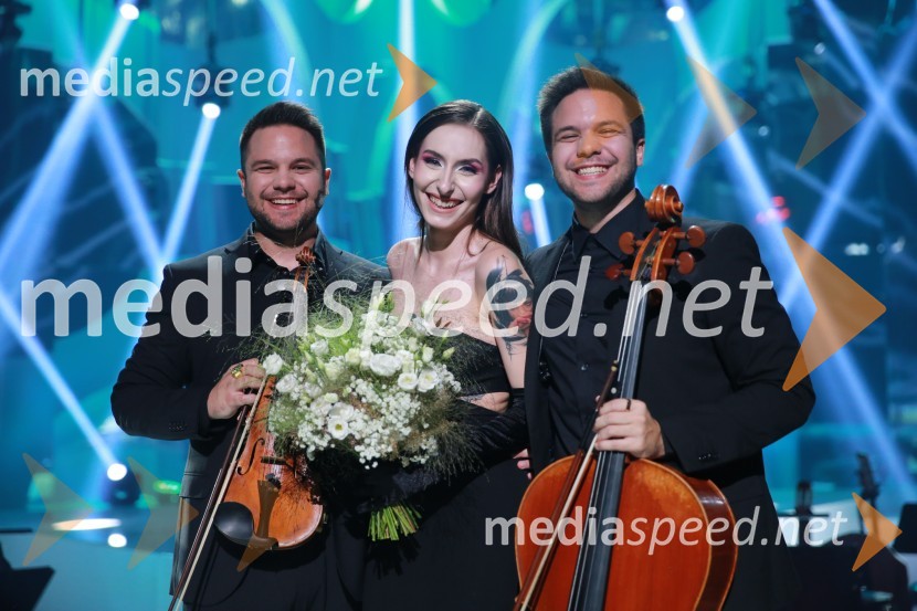  ... ;  Sara Briški Cirman - Raiven, pevka, harfistka;  ... Raiven je zmagovalka slovenske popevke 2021